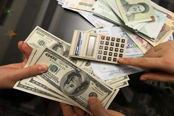 بازگشت نقدینگی به بورس با گرانی بی سابقه دلار