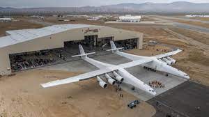 بزرگ‌ترین هواپیمای جهان رکوردشکنی کرد+فیلم