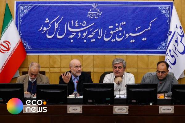 قدرت خرید مردم در بودجه ۱۴۰۵ باید افزایش یابد