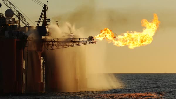 قیمت نفت به بیشترین میزان از سال 2022 رسید