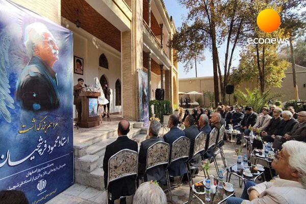 رونمایی از اثر استاد فرشچیان در موزه ملی هنر 