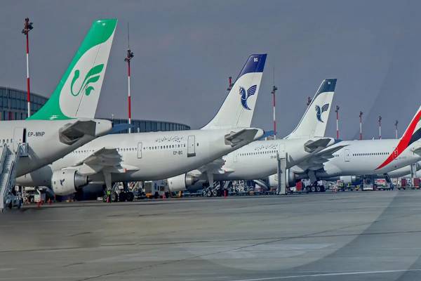 تمدید توقف پروازها تا ساعت 2 بامداد روز یکشنبه