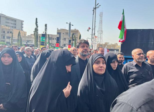 شهدا نماد ایستادگی و استکبارستیزی هستند