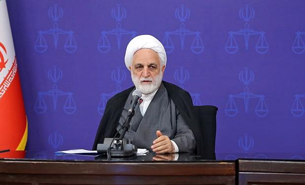 مهار تورم و رشد تولید مسئله نخست کشور است