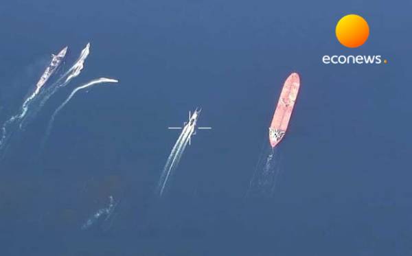 نیروهای آمریکایی یک نفتکش را توقیف کردند!