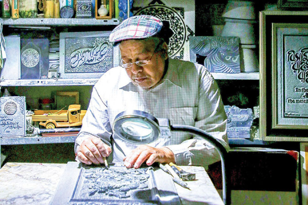 کارآفرینی برای ۳۸۶ زندانی با هنر سنگ تراشی