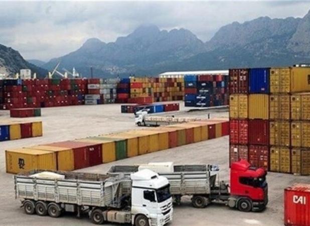 صادرات 81 میلیون دلار کالا از گمرکات خراسان رضوی