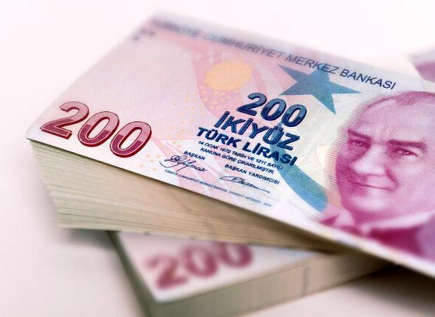 سقوط دوباره لیر ترکیه همگام با افزایش تورم