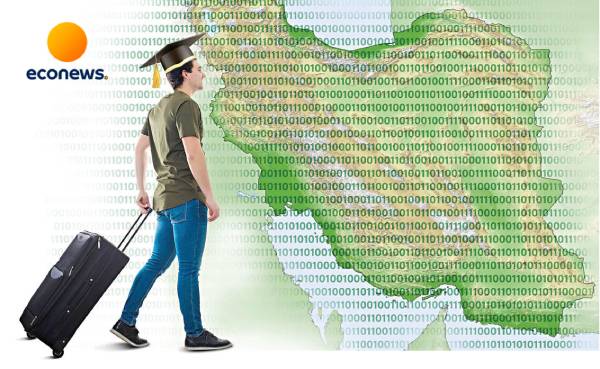 مهاجرت نخبگان مهلکترین ضربه به ایران است