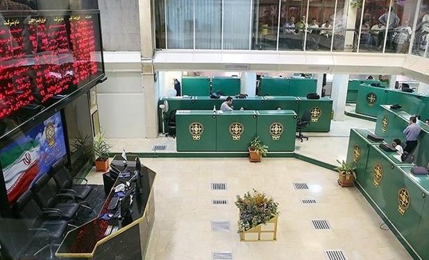 کاهش مجدد خروج پول حقیقی از بازار سرمایه