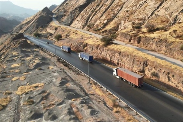 پرداخت کرایه رانندگان کامیون روزانه شد