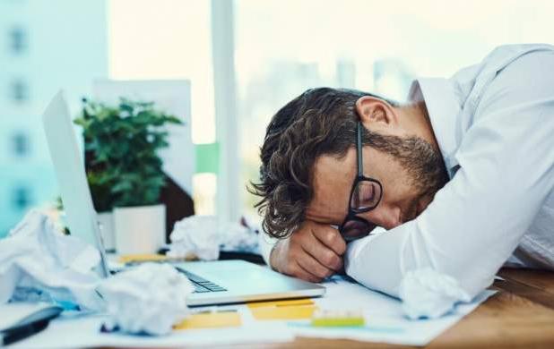 خواب آلودگی محیط کار را اینگونه از بین ببرید
