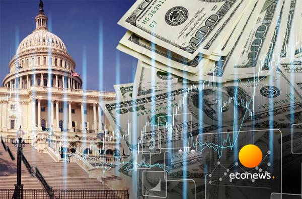 بانک مرکزی آمریکا نرخ بهره را کاهش داد