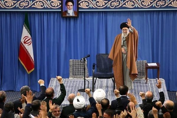 دیدار مردم  با رهبر انقلاب بمناسبت عید غدیر خم
