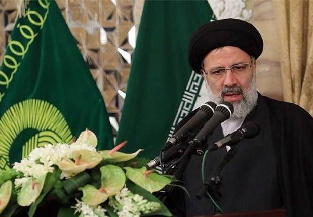 انتقاد رئیسی از عدم آزادسازی زمین مؤسسات فرهنگی 