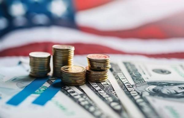 کسری بودجه صدها میلیارد دلاری آمریکا