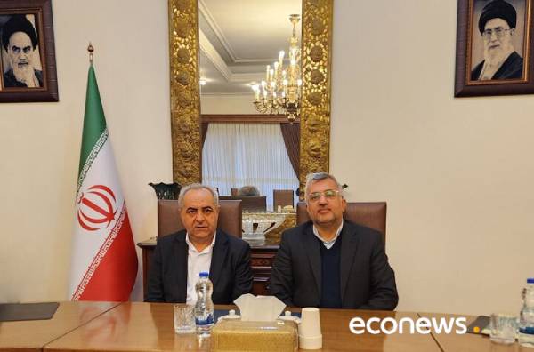 دیدار معاون اقتصادی وزارت خارجه با استاندار آذربایجانشرقی