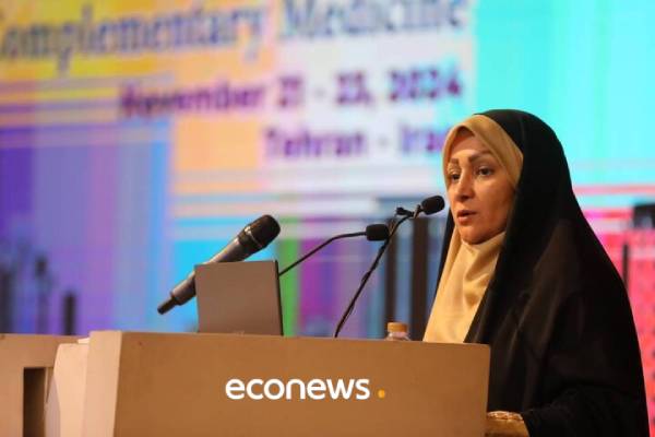 لزوم ورود علمی به حوزه طب‌ سنتی و مکمل