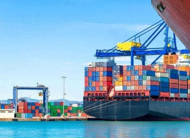 ظرفیت‌های جدیدی برای گسترش تجارت خارجی وجود دارد
