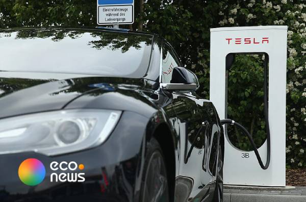 توقف فروش تسلا بخاطر فریبکاری تبلیغاتی!