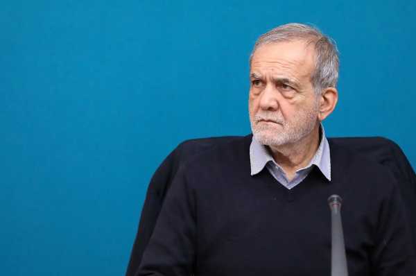 دستور پزشکیان به عراقچی برای مذاکره با آمریکا 