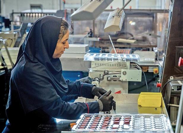 زنان؛ نیمه پنهان بازار کار و چالش‌های حضور پایدار