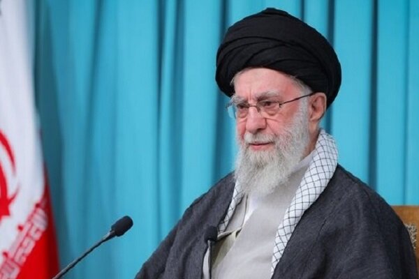 مذاکره‌ با آمریکا هیچ کمکی به منافع ملی ما نمی‌کند
