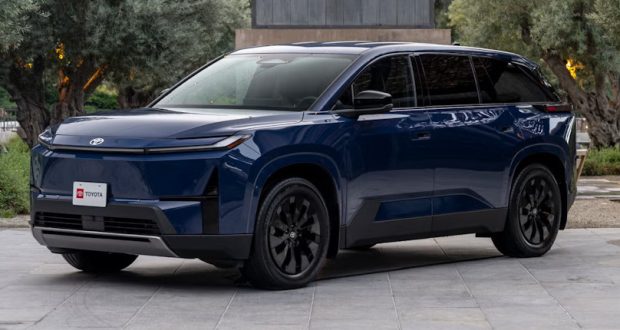 تویوتا هایلندر 2027 معرفی شد +مشخصات و تصاویر