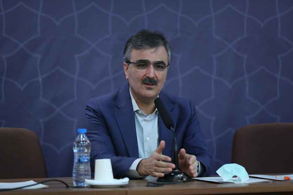 باید به سمت بانکداری جامع برویم