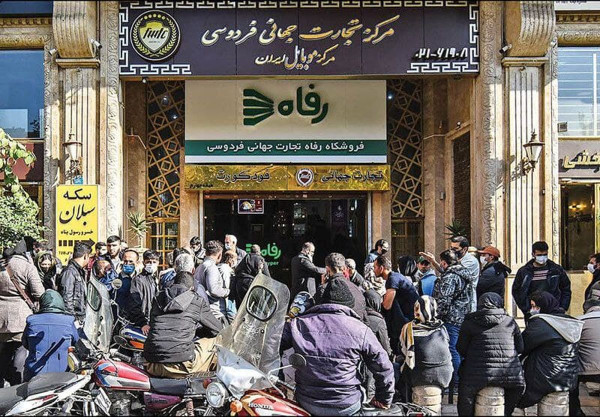 علت شلوغی این روزهای صرافی‌ها چیست؟