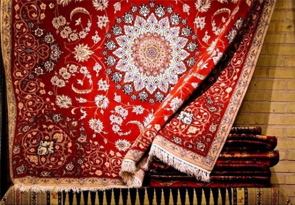 پیکر بیجان فرش دستباف و ادامه بیتوجهی ها