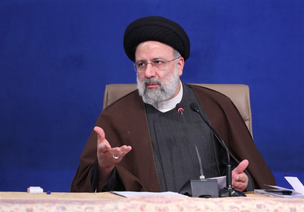 خطر نفوذ یک خطر مهم و جدی برای کشور است