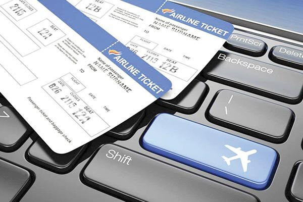 چرا نرخ بلیت هواپیما برای مسافران خارجی ارزی شد؟