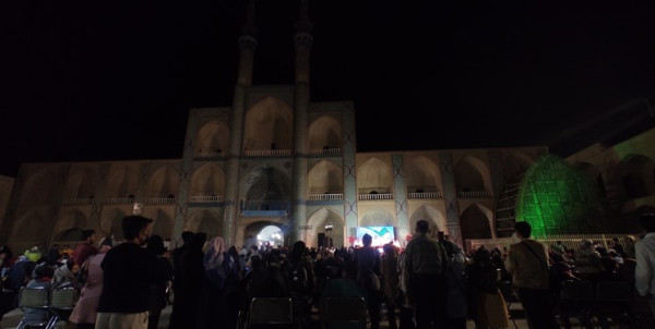 برگزاری جشن بزرگ ساعت زمین در یزد جهانی + عکس