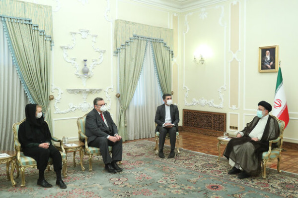 یکجانبه گرایی آمریکا به نفع جهان نیست