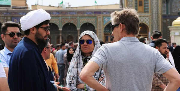 میزبانی از زائران و گردشگران پنج قاره جهان در نوروز