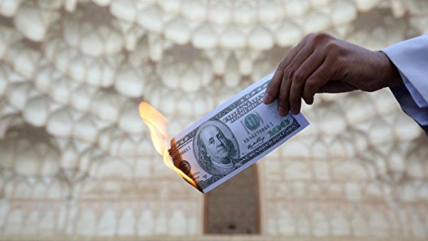 ارز ترجیحی مبنایی برای رانت خواری و فساد است