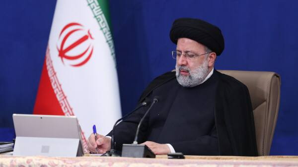 عوامل جنایت مشهد شناسایی و تحت تعقیب قرار گیرند