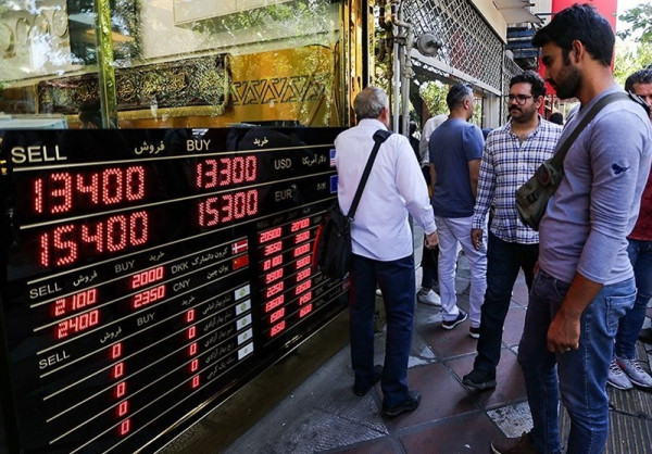 بازار متشکل ارزی و صرافیهای مجازباز هستند