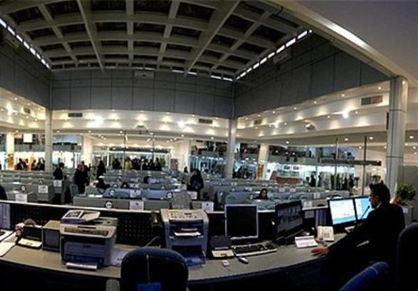 پذیرش محصول سه شرکت در بورس کالا