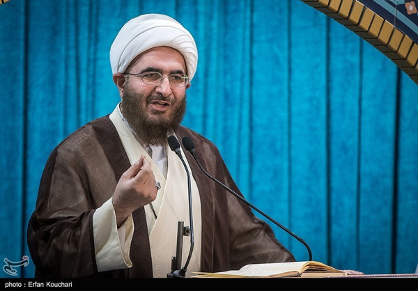 اقامه نماز عید قربان به امامت حجتالاسلام حاجعلیاکبری