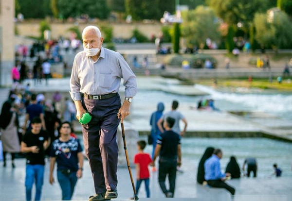افزایش سن بازنشستگی منطبق با قانون نیست