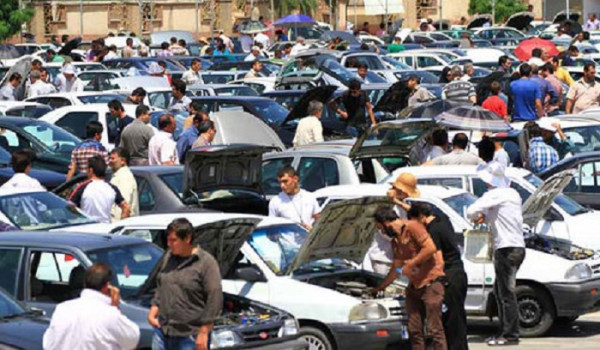خبری از کاهش قیمت خودرو نیست