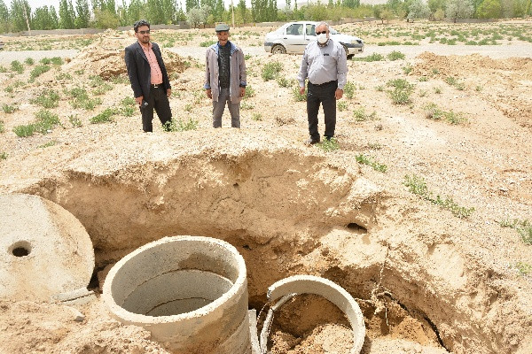 تخریب ۵ حلقه چاه قنات در روستای 