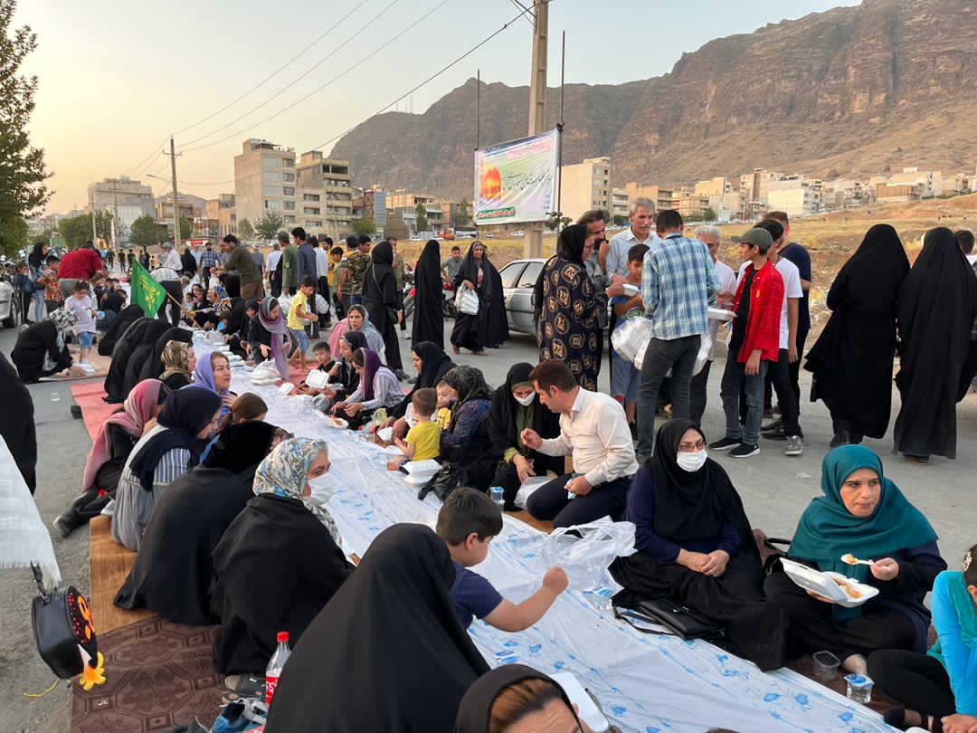 طبخ ۲۰ هزار غذای گرم در لرستان 