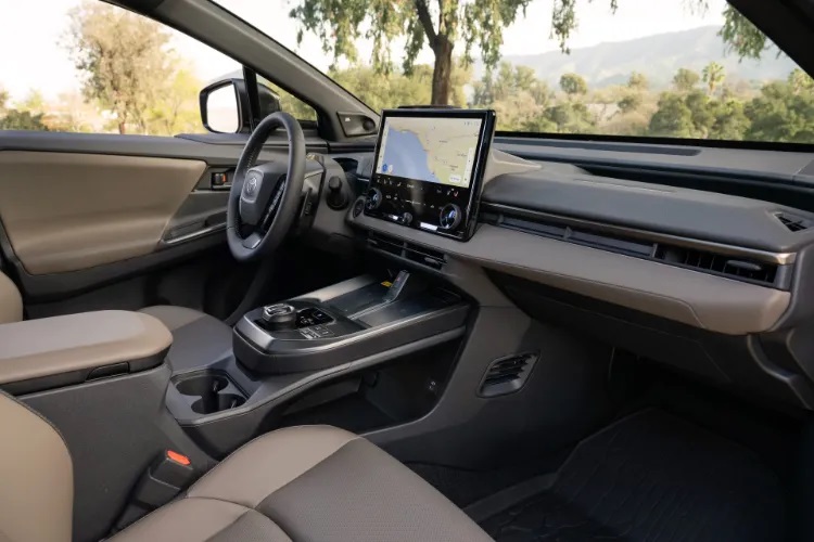 شاسی بلند تویوتا bZ وودلند 2026 رونمایی شد +تصاویر