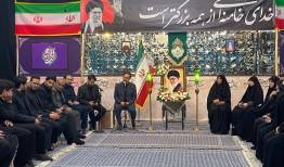 شعر خوانی شاعران کرمانی در محفل «شعر امین»