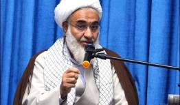 امام‌جمعه قزوین: گل‌های زیادی به آمریکا زده‌ایم