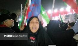 رجز خوانی بانوی اسلامشهری در تجمع خونخواهی رهبر شهید