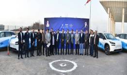 کلنگ‌زنی احداث مرکز تخصصی خودروهای برقی تهران در شهر آفتاب